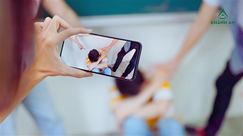 Bạo lực học đường là gì? Nguyên nhân, hậu quả và cách phòng tránh
