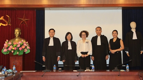 Đề án thay đổi trang phục luật sư khi tham gia phiên toà