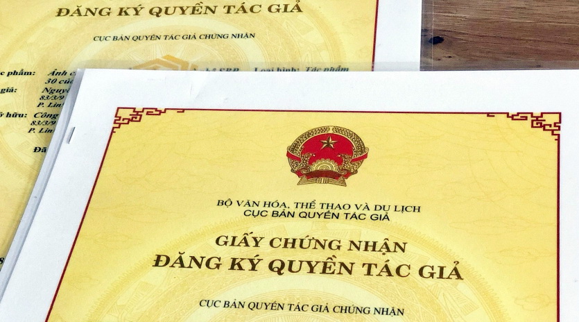 Dịch vụ xin cấp đổi giấy chứng nhận đăng ký quyền tác giả