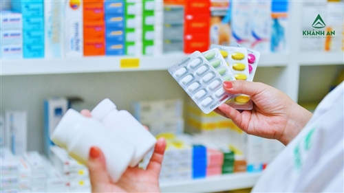 Nhà thuốc, quầy thuốc cần đáp ứng điều kiện gì để được cấp phép kinh doanh dược?